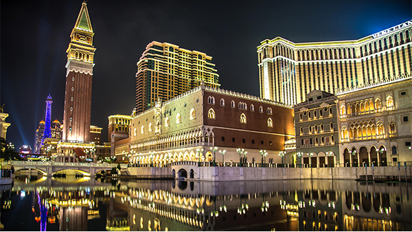 泛光照明工程是什么意思？和亮化工程有什么區(qū)別？