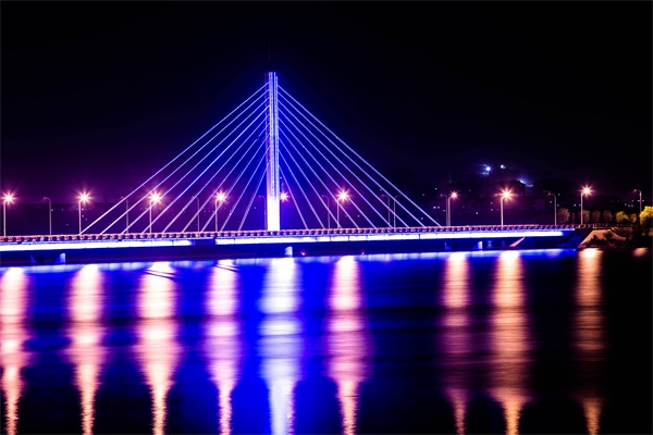 led亮化工程設(shè)計(jì)中要注意的兩個要素