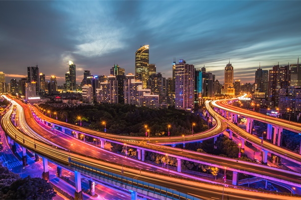 亮化工程公司為客戶提供更優(yōu)質的led亮化服務