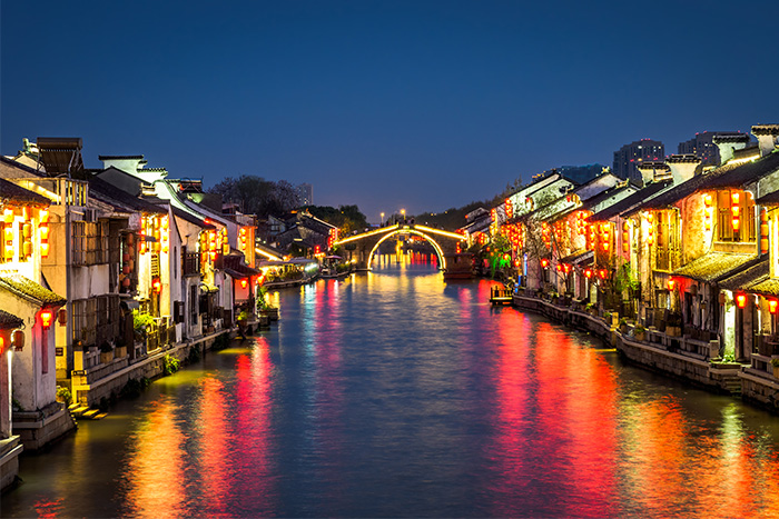 打造景區(qū)亮化的秘密，你想知道嗎？