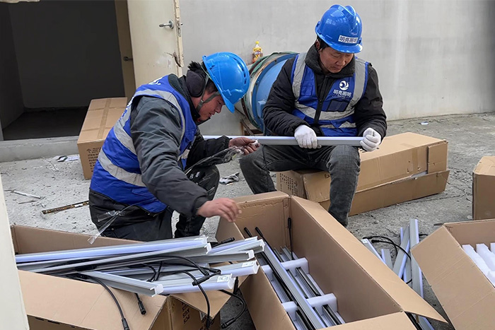 明亮照明集團(tuán)亮化施工現(xiàn)場(chǎng)