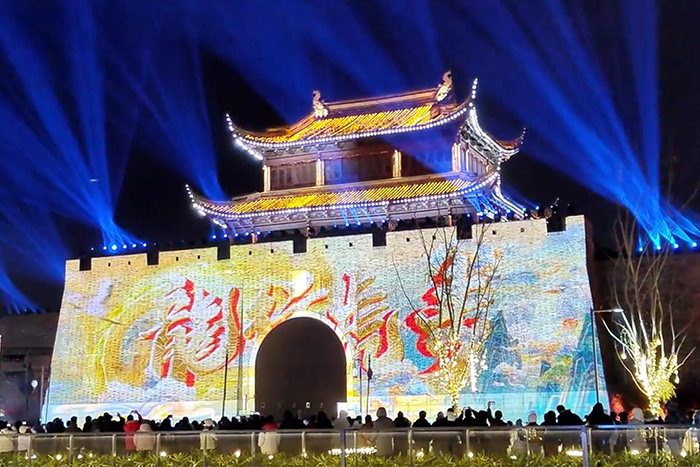 節(jié)假日客流全跑隔壁？3D全息投影引客駐足，錯(cuò)過這波再等半年！