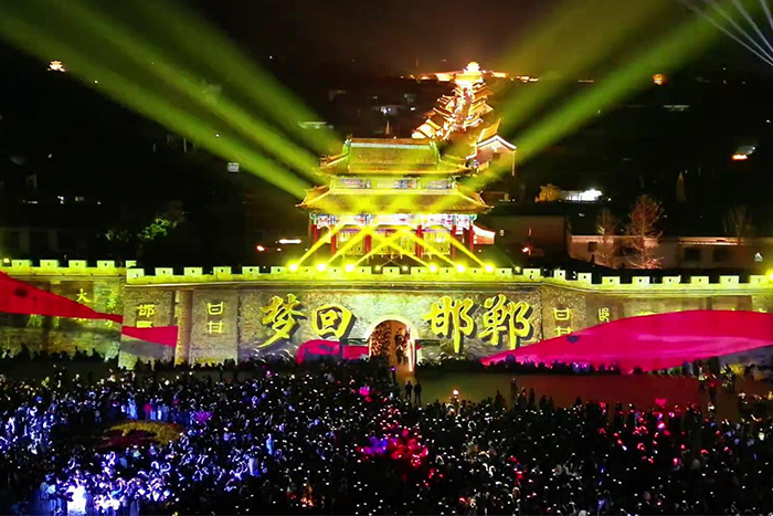 暗場景區(qū)沒人氣？燈光亮化工程秒變“夜間打卡地”！