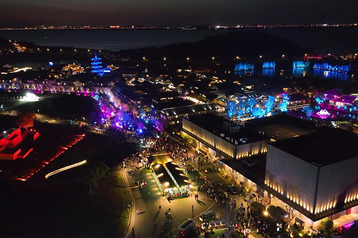 景區(qū)老板必看：景區(qū)亮化工程如何讓淡季變旺季，客流翻番？