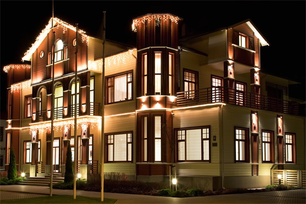 學校亮化工程設(shè)計用光詮釋校園文化